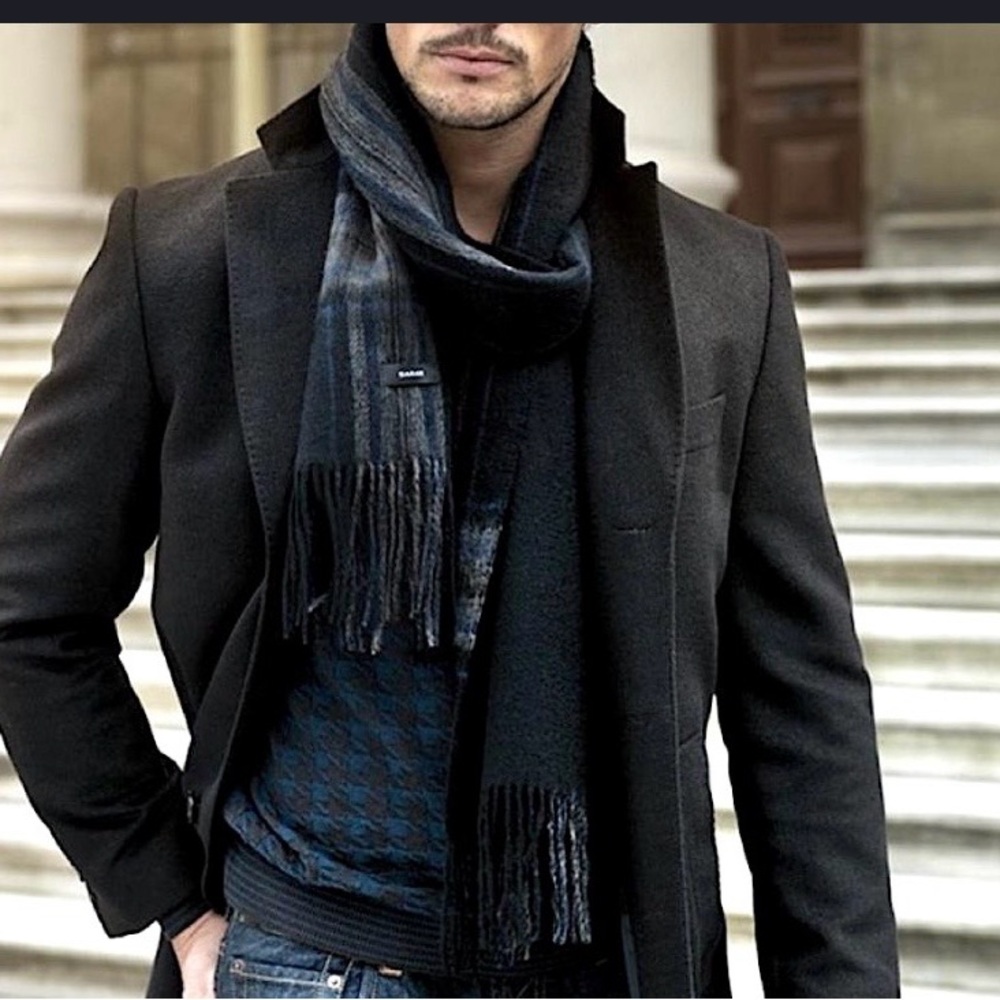 Holt Renfrew Men's Black Gray and Burgundy Scarf.
